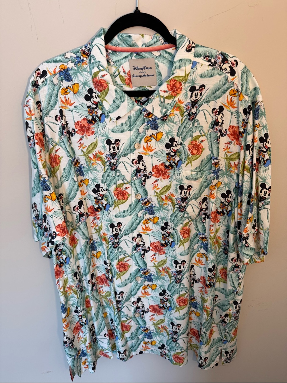 NWOT Tommy Bahama Disney Parks Mickey Mouse Tropical Print Button-Up Shirt